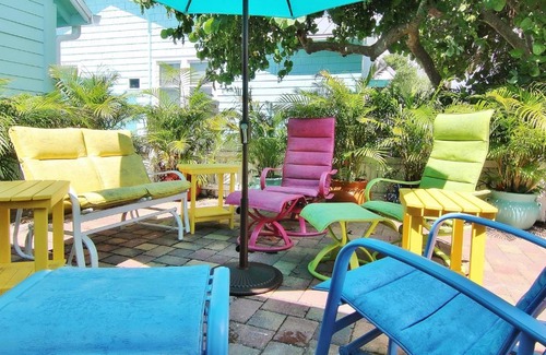 Treasure Island Hotel | Detlow's Treasured Cottages 3