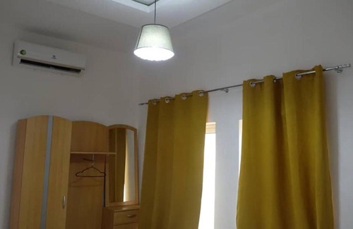 Littoral Department Apartment | Deux chambre , un grand salon
