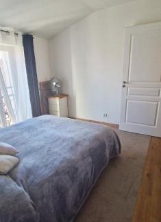 Puget-sur-Argens Apartment | Deux pièces 40 m2 au cœur du village