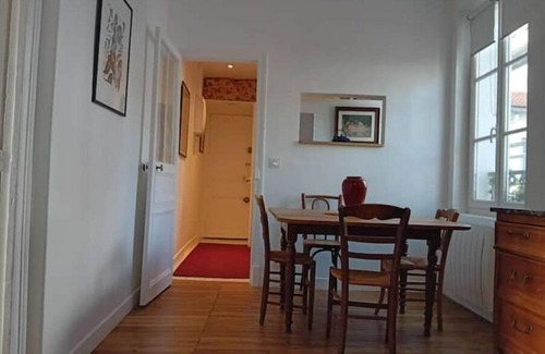 Malakoff Apartment | Deux-pièces Charme Pour Loisirs et Travail