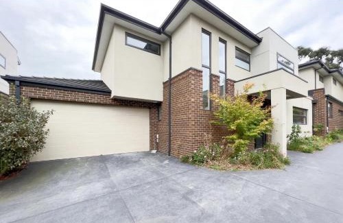 Box Hill North House | Deva house