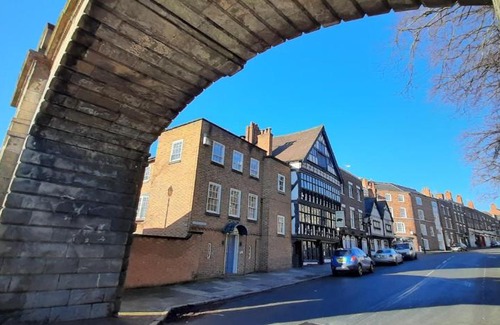Chester Apartment | Deva Leisure