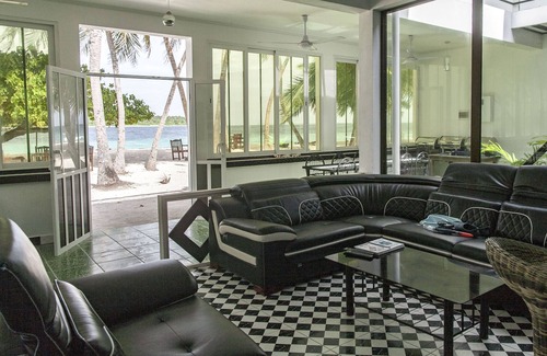 Maalhos House | Dhonfulhafi Beach View & Spa