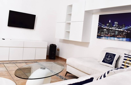 Lizzanello Condo | Diamond Suite Extra Luxury