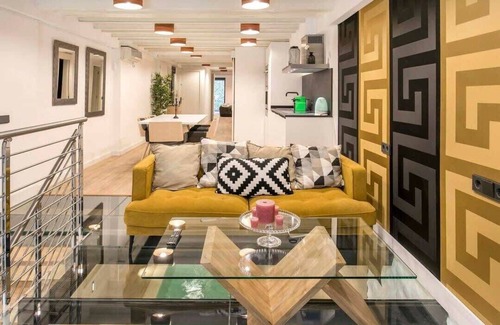 Dreta de l'Eixample Apartment | Diagonal Amazing 3BD with private garden