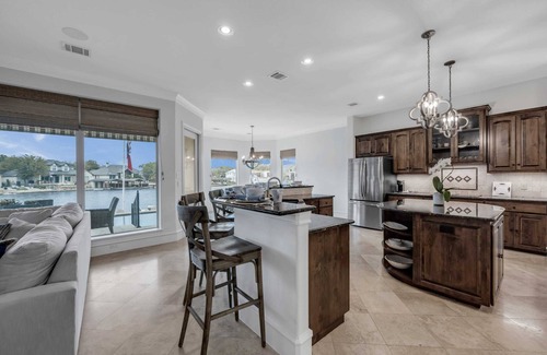 Horseshoe Bay West House | Diagonal Dreams Lake House | Concierge Services