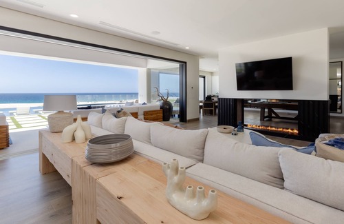 Los Cabos House | Diamante Stunner-Brand New Modern Beach House in Cabo San Lucas