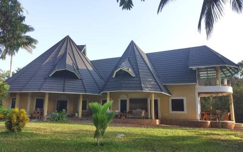 Galu House | Diani Beach-Villa Kirsch