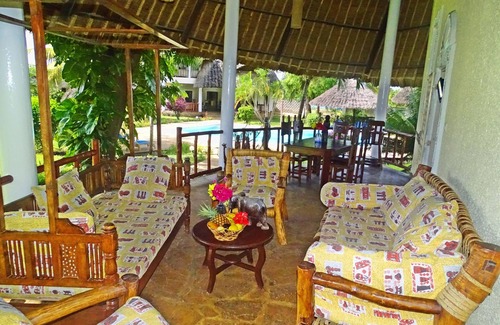 Diani Beach Villa | Diani Paradise Villas Resort