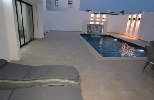 Aghir Villa | Diar Nader une Villa Haute Standing Centre Ville Midoune 5 Minutes Carrefour
