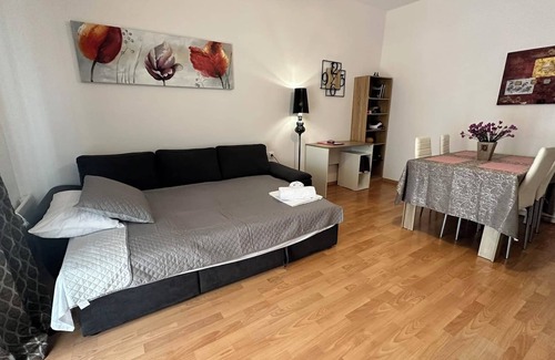 Alexandroupoli Apartment | Didi's House is located in the center of the city of Alexandroupoli.