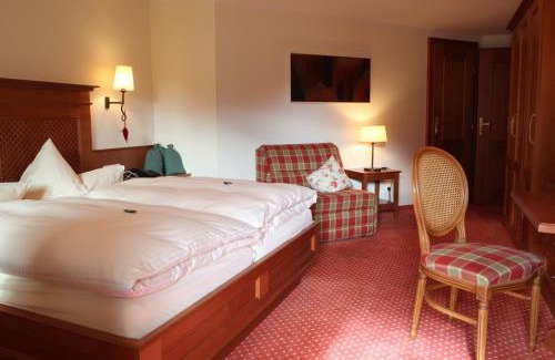 Hoefen House | Die Lilie/Hotel Garni