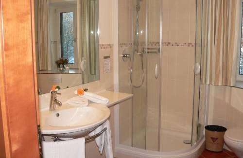 Hoefen House | Die Lilie/Hotel Garni