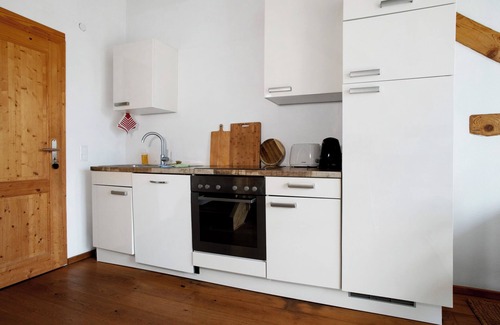 Deggenhausertal Apartment | 'Die Mittlere Ferienwohnung, 45qm' with Balcony