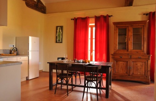 Poilhes Apartment | Die Vinauberge - Sauvignon: Loft in Historischem Weinkeller am Canal du Midi