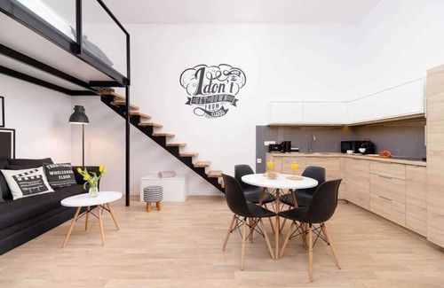 Stradom Apartment | Dietla 66 | Studio for 4 Guests | Centre of Krakow