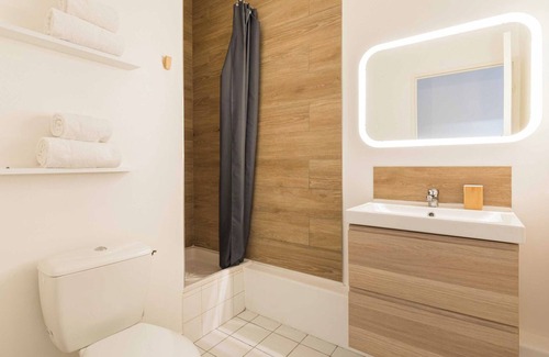 Victor Bach - Saint Louis Apartment | Dify Charme - Bord du Rhone
