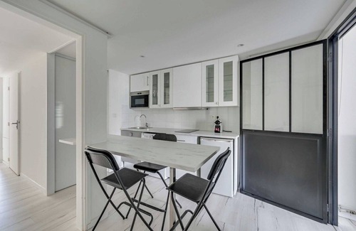 7th Arrondissement Apartment | DIFY Splendide - Jean Macé