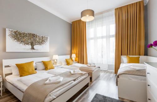 Schoeneberg Apartment | Dilo Apartments - MyGold Apartment 120 SQM
