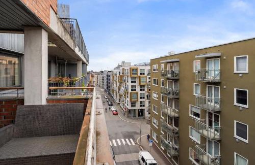 Grunerlokka Apartment | DINBNB APARTMENTS l 15min to C Station l Huge Social Space l Balcony