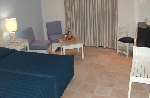 Paphos Hotel | Dionysos Central