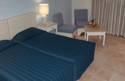 Paphos Hotel | Dionysos Central