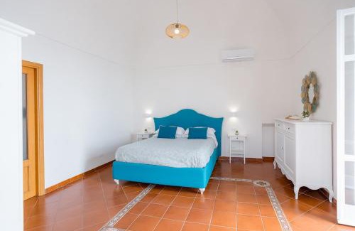Meta Apartment | Dipintoditurchese, appartamento sul mare di Sorrento