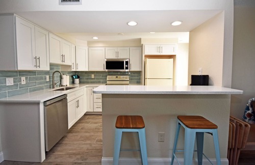 Englewood Condo | Direct Beach Front condo