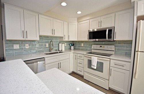 Englewood Condo | Direct Beach Front condo