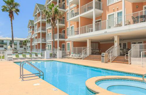 Gulf Shores House | Direct Gulf Front Condo with Resort Pools with Hot Tubs - Steps to Beach