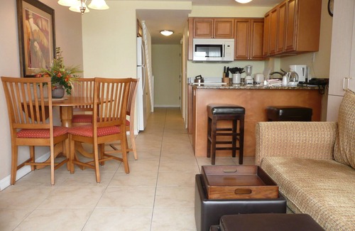 Madeira Beach Condo | Direct Gulf Front 1 Bedroom 2 Bath Condo with Private Balcony