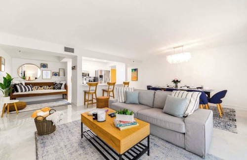 Brickell Apartment | Direct Ocean View Condo | Free Parking