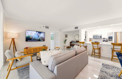 Brickell Apartment | Direct Ocean View Condo | Free Parking