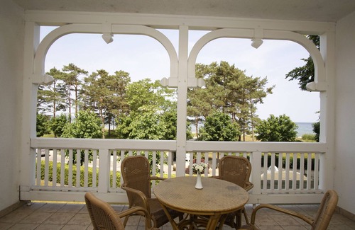 Binz Apartment | Directly on the beach promenade, balcony with sea view - Aparthotel Ostsee FeWo 10