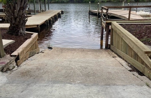 Kiln House | Directly On The Jourdan River with optional pontoon boat rental with boatlift