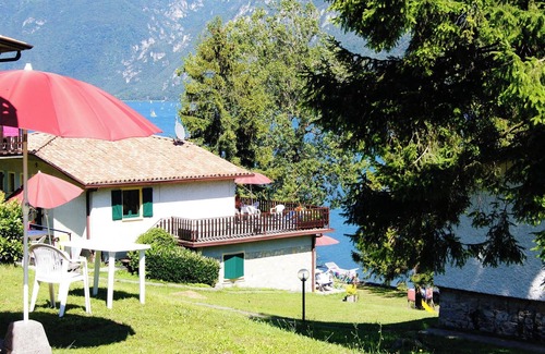 Crone Apartment | Directly on the lake with terrace