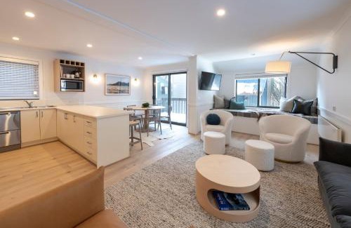 Mount Buller Ski Chalet | Disco 7
