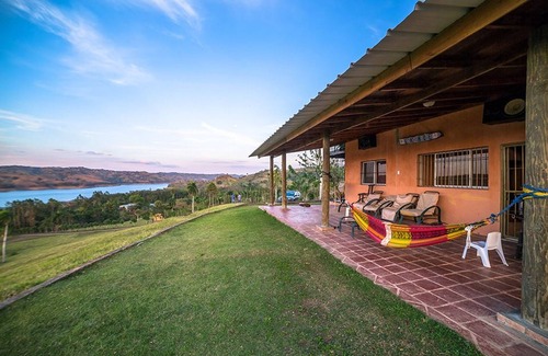 Yaque Arriba Apartment | DISCONNECT - spend the weekend with your family on a lake