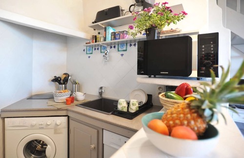 Lecci Apartment | Discount (already subtracted) of -40%