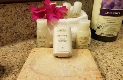 Hanamaulu Hotel | ~Discounted Four Stars Oceanfront Resort Lihue, Kauai free Wine+Chocs+Snacks~