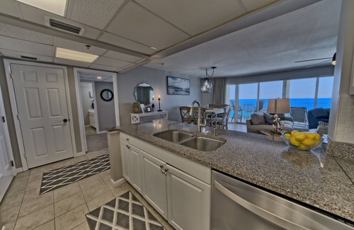 Long Beach Condo | Discounted Rates! Free Beach Chair Service Long Beach Resort Tower 2-1203