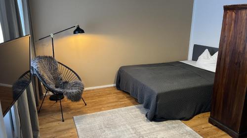 Eisenach Apartment | discovAIR Eisenach - 3-Zi- Apartment Matteo- Schwimmbad-Nah mit Netflix