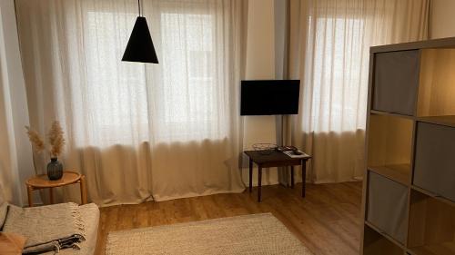 Eisenach Apartment | discovAIR Eisenach - 3-Zi-Apartment Milan- Schwimmbad-Nah mit Netflix