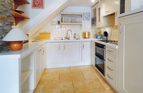 Ivybridge Cottage | Discover a cosy two-bedroom cottage on the Colmer Estate in Ivybridge.