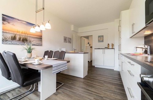Borgsum Apartment | "Discover Mariannes Hüs: Your dream vacation in Borgsum on the North Sea!"