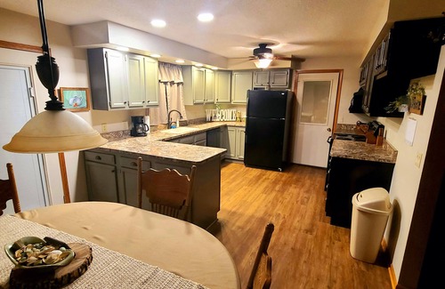 Knoxville House | Discover Ms. Becky's Bungalow, single level home in Marion County, Iowa!