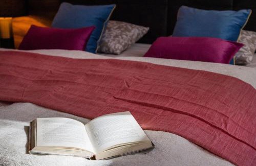 Erzsebetvaros Apartment | Discover Your Budapest Retreat-Walk to Downtown