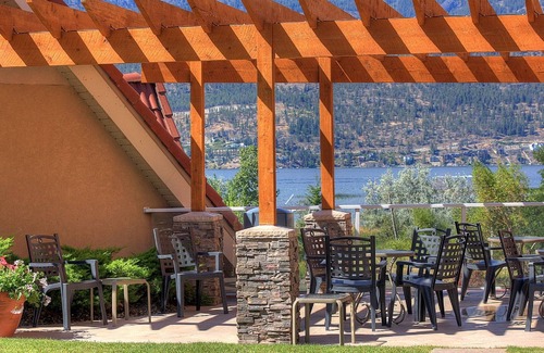 North End Condo | Discovery Bay 532- 3Bed-2Bth- Lake View-1384655