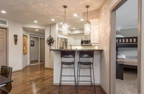 North End Condo | Discovery Bay Resort 225- 2Bed-2Bth- Lake and Lagoon Views- 1389716