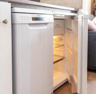Serris Apartment | Disneyland Appartements familial avec piscine intérieur chauffé, parking gratuit A 5 minutes des parcs